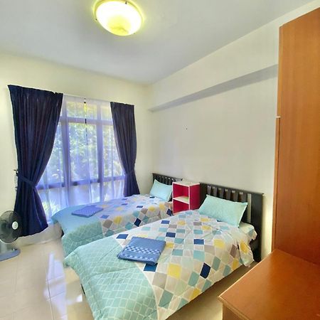 Appartement Marina Cove, Lumut Extérieur photo