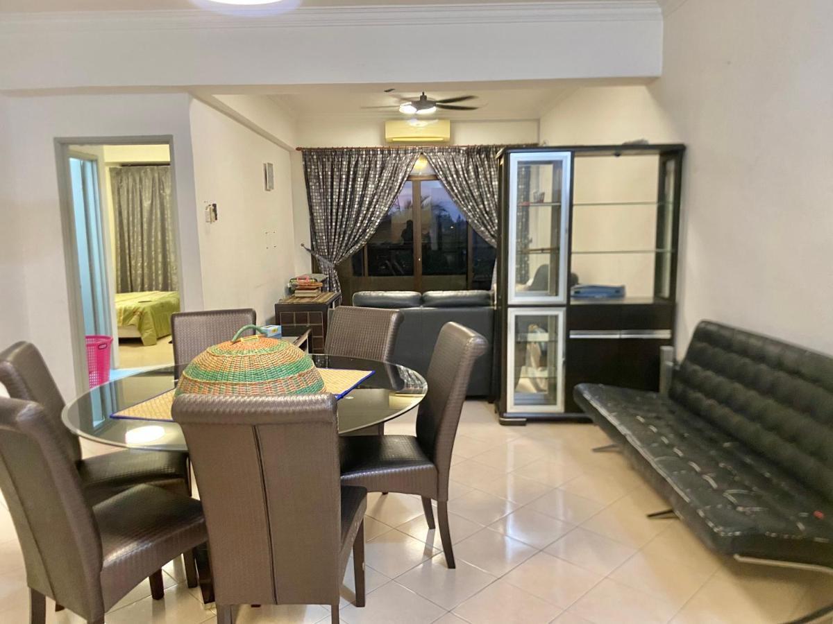 Appartement Marina Cove, Lumut Extérieur photo