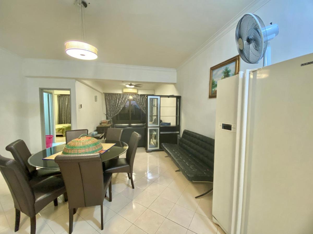 Appartement Marina Cove, Lumut Extérieur photo