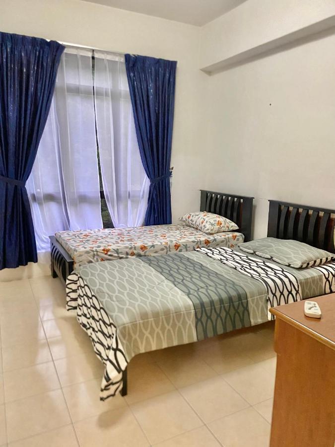 Appartement Marina Cove, Lumut Extérieur photo