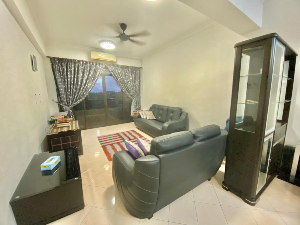 Appartement Marina Cove, Lumut Extérieur photo