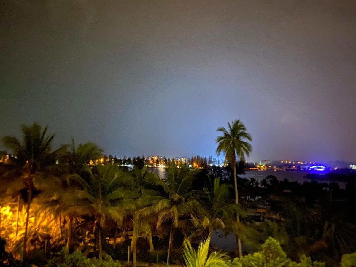 Appartement Marina Cove, Lumut Extérieur photo