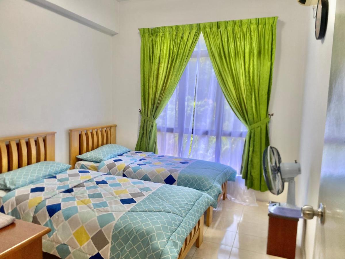 Appartement Marina Cove, Lumut Extérieur photo