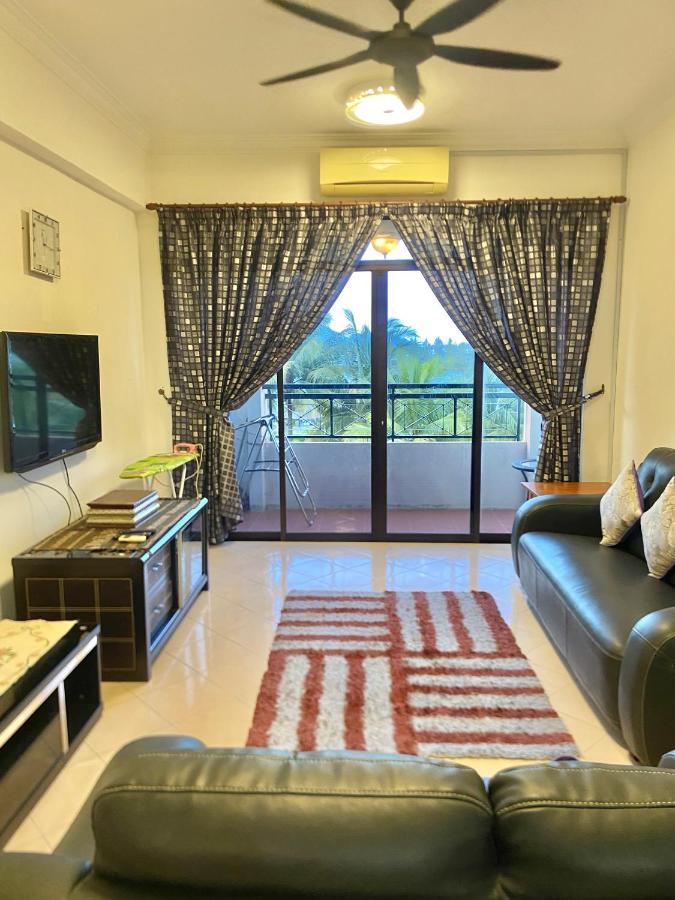 Appartement Marina Cove, Lumut Extérieur photo